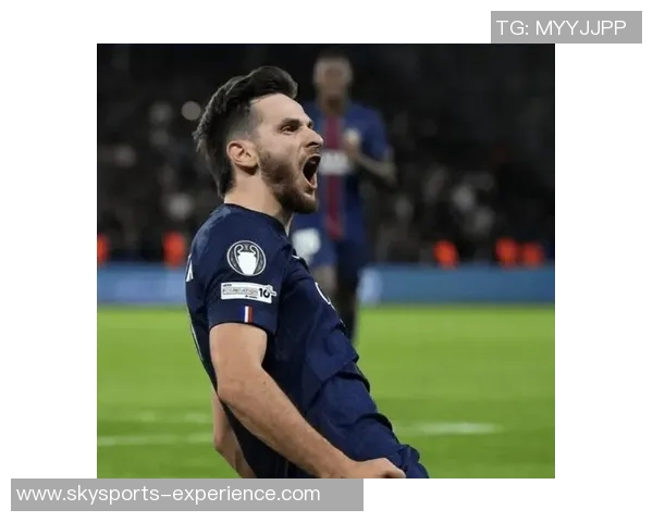 西甲赛场惊现冷门切尔西逆转那不勒斯3-0引发全场欢呼