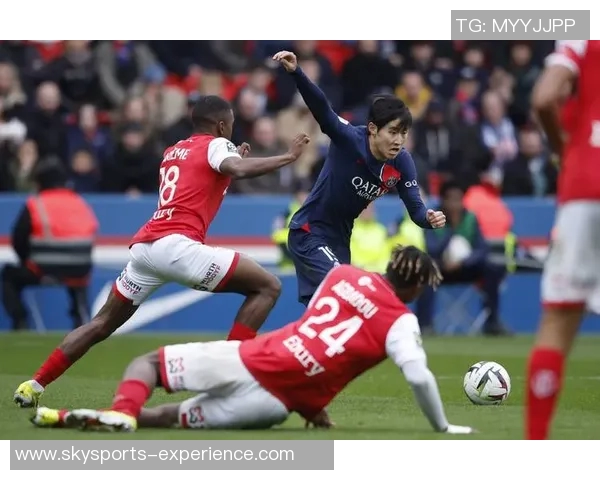 中超热刺大胜巴黎圣日耳曼红牌事件引发全场热议精彩进球回顾