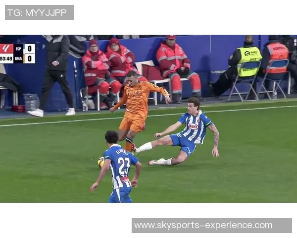 英超经典对决那不勒斯与皇马激战成平局历史冷门引发全场热议